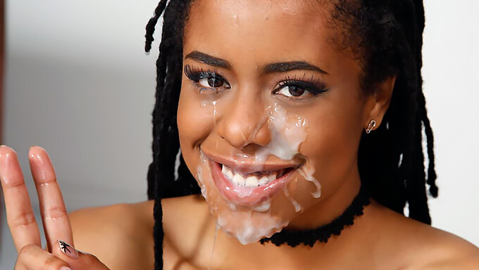 Die Geschickte Handarbeit Der Ebony Schönheit Kira Noir In Pov