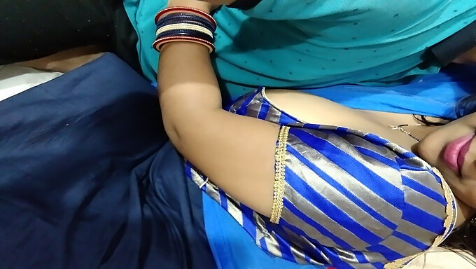 Massaggio Sensuale Desi Con Una Tettona Amatoriale